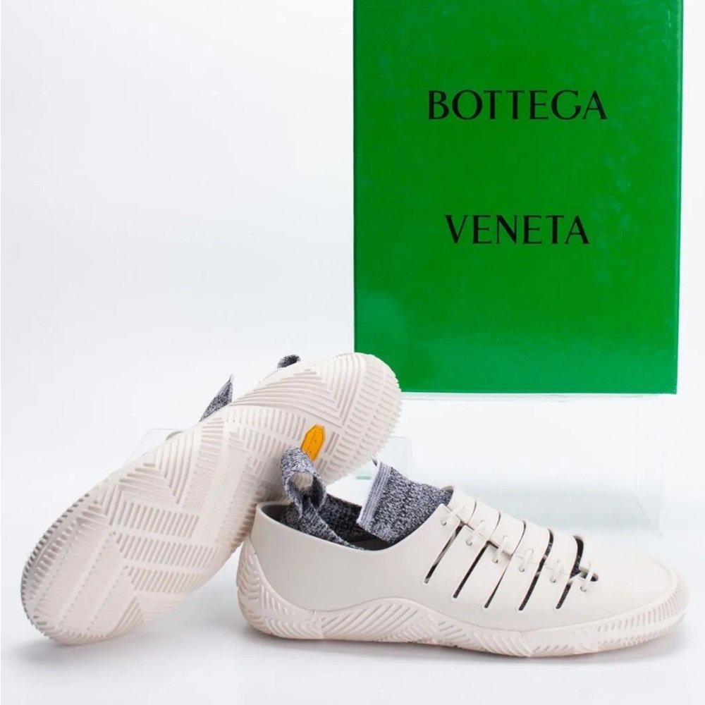🆕 Bottega Veneta Rubber White Climber Sneakers US11 EU44 UK10 Vibram Sole